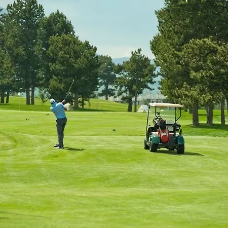 Pirin Golf & Country Club 4*